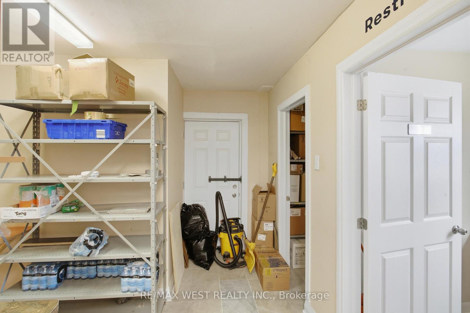 597 Barton Street E, Hamilton (Gibson), Ontario  L8L 2Z6 - Photo 18 - X12460486