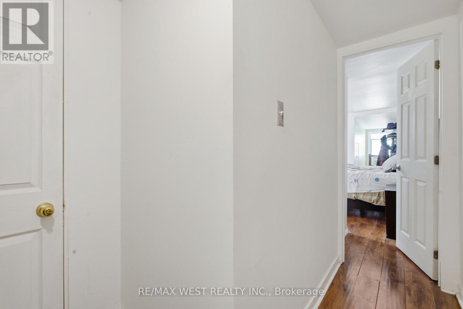 597 Barton Street E, Hamilton (Gibson), Ontario  L8L 2Z6 - Photo 36 - X12460486