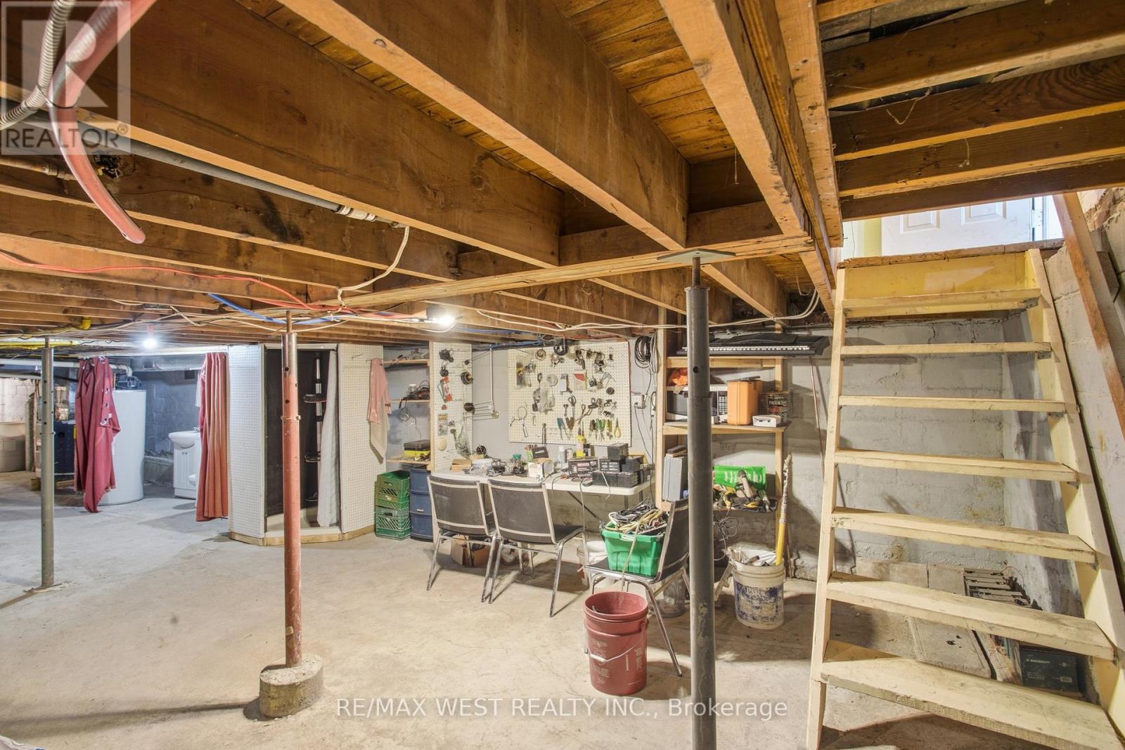 597 Barton Street E, Hamilton (Gibson), Ontario  L8L 2Z6 - Photo 37 - X12460486