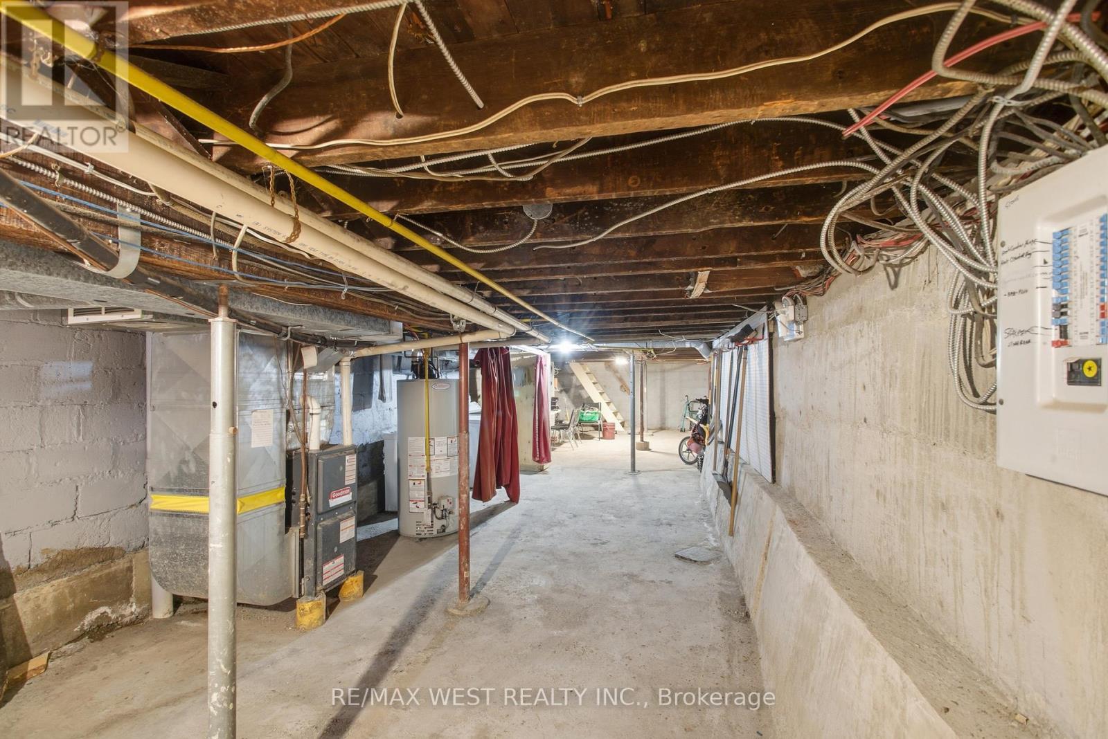 597 Barton Street E, Hamilton (Gibson), Ontario  L8L 2Z6 - Photo 40 - X12460486