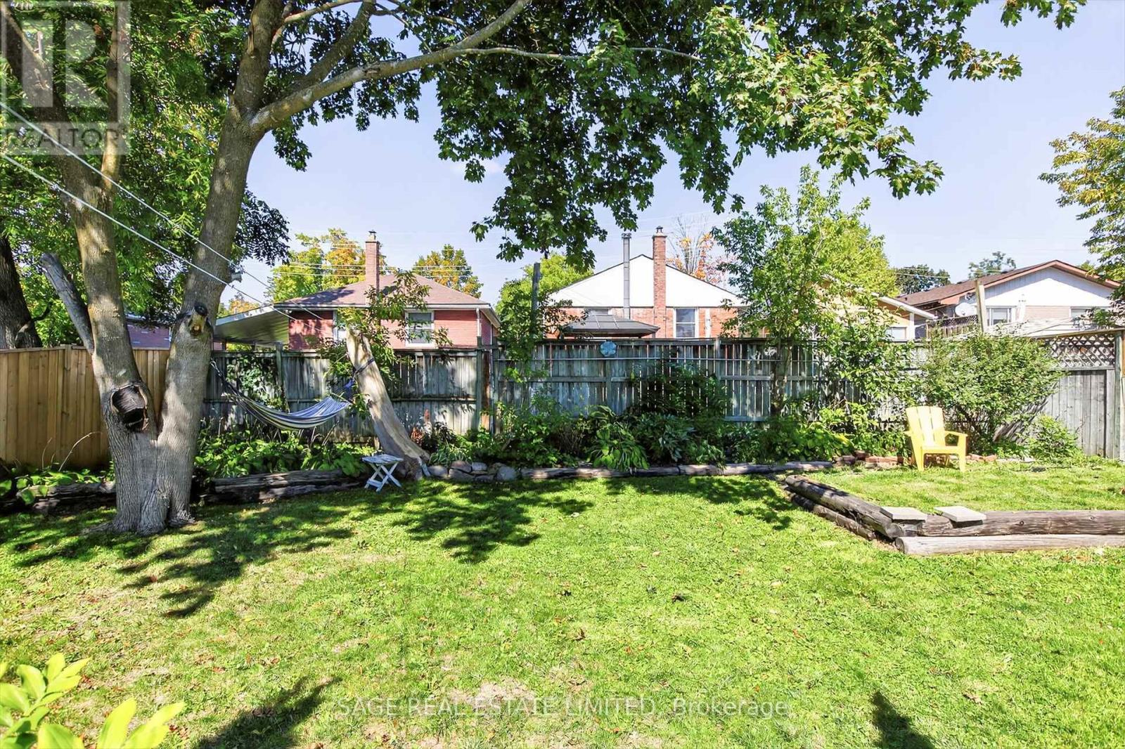 72 Victoria Avenue, Peterborough, Ontario  K9H 4W1 - Photo 46 - X12460535