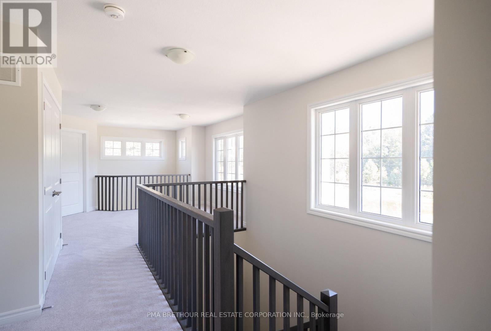 460 Beechwood Forest Lane, Gravenhurst, Ontario  P1P 1A7 - Photo 7 - X12460545
