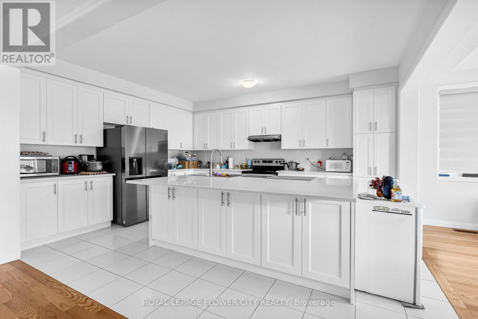 790 Sobeski Avenue, Woodstock, Ontario  N4T 0P1 - Photo 12 - X12460555