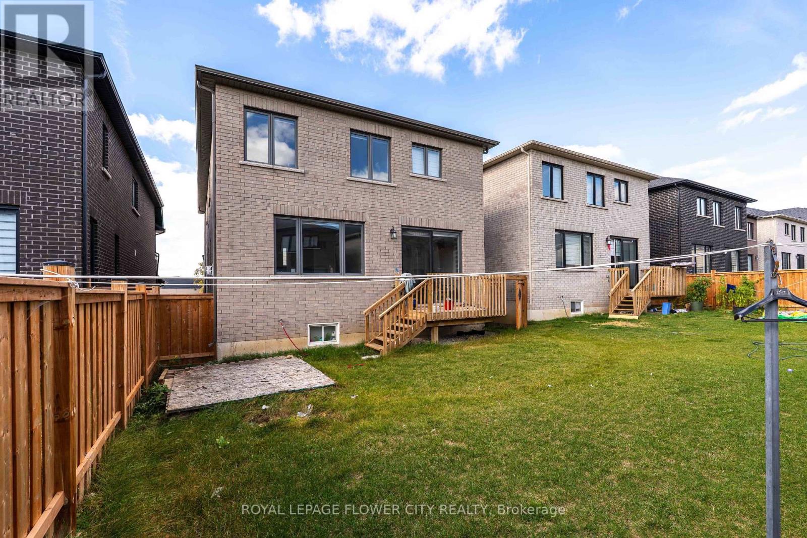 790 Sobeski Avenue, Woodstock, Ontario  N4T 0P1 - Photo 38 - X12460555