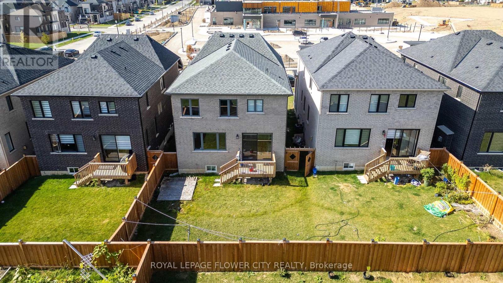790 Sobeski Avenue, Woodstock, Ontario  N4T 0P1 - Photo 46 - X12460555