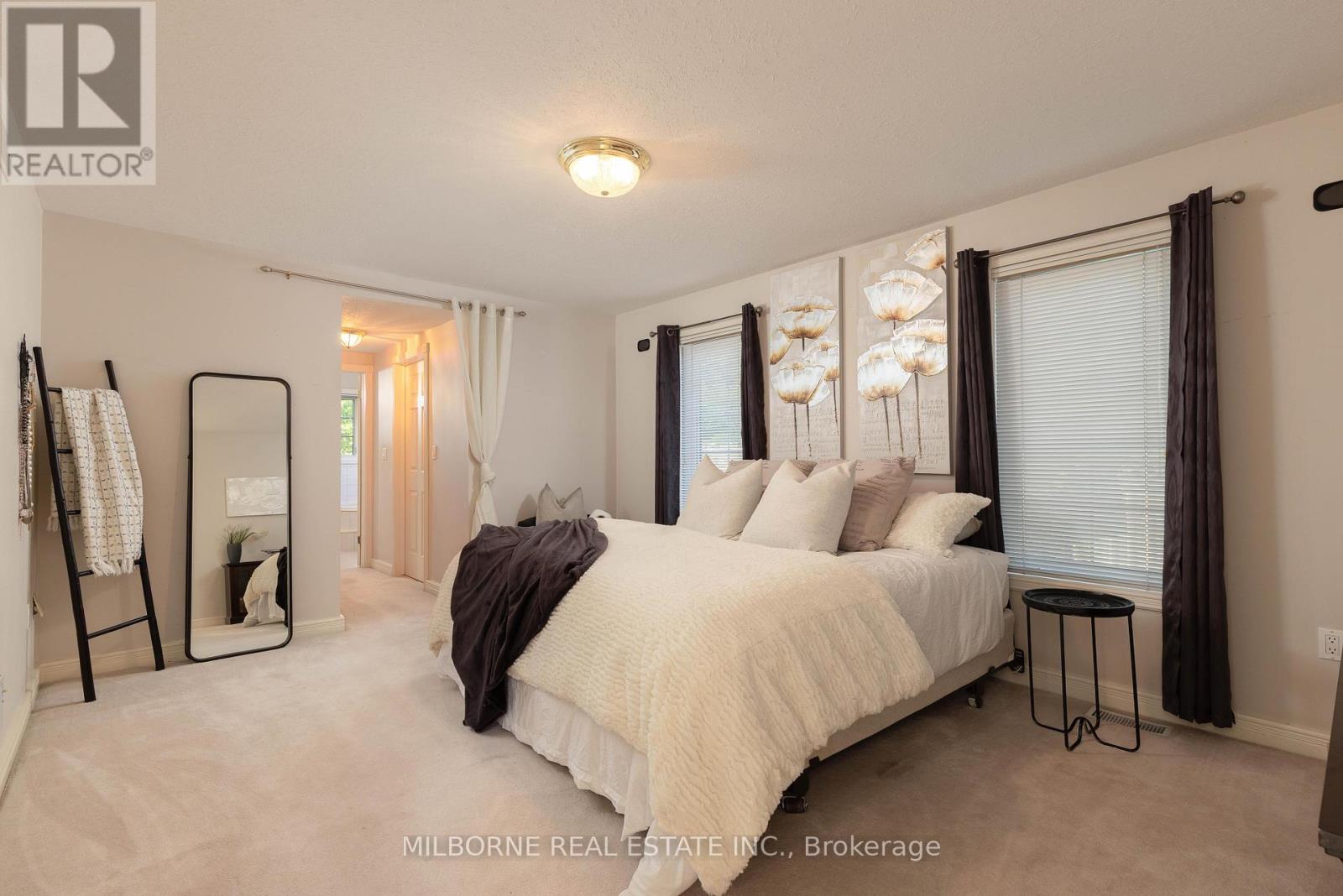 81 Francis Creek Boulevard, St. Catharines, Ontario  L2W 1B3 - Photo 16 - X12460558