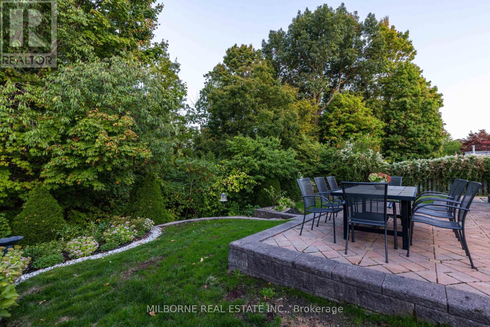 81 Francis Creek Boulevard, St. Catharines, Ontario  L2W 1B3 - Photo 35 - X12460558