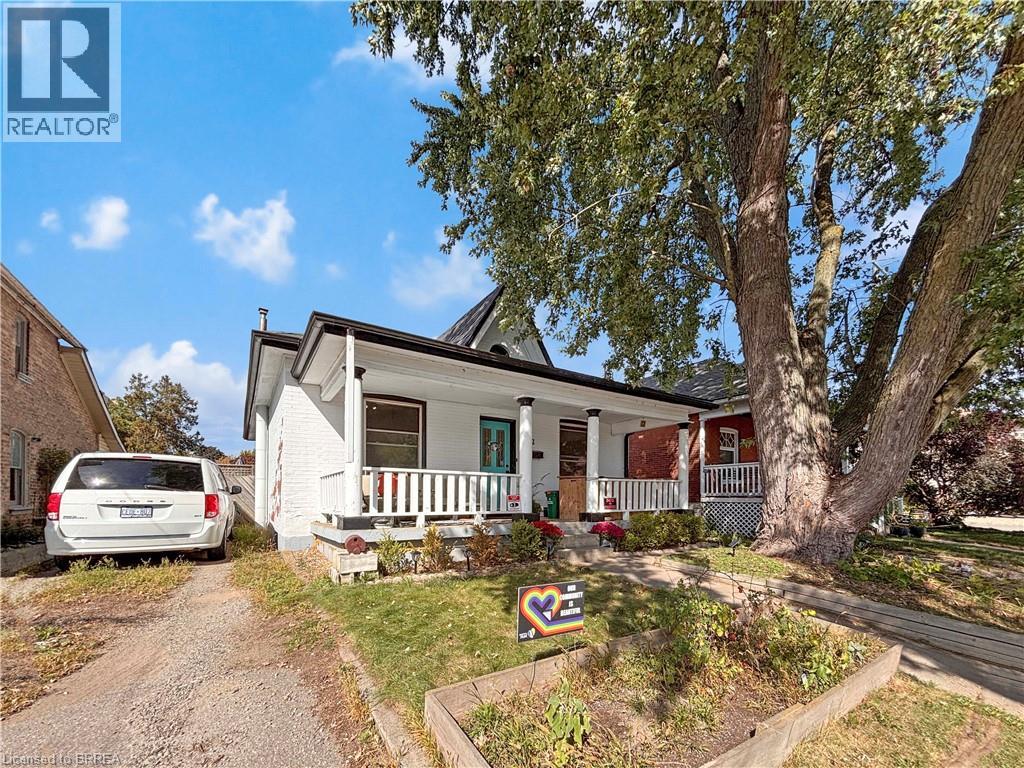 12 Bedford Street, Brantford, Ontario  N3T 3Z9 - Photo 1 - 40773002