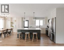 213 Ermine Crescent Thickwood