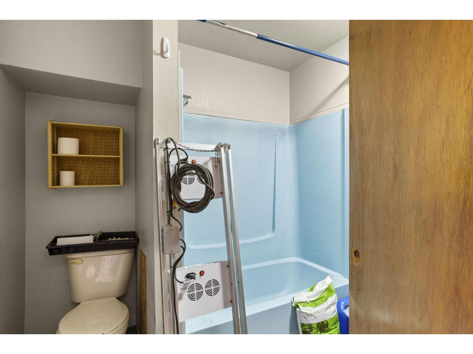 49187 Bell Acres Road, Chilliwack River Valley, Sardis - Chwk River Valley, British Columbia  V4Z 1C1 - Photo 14 - R3057895