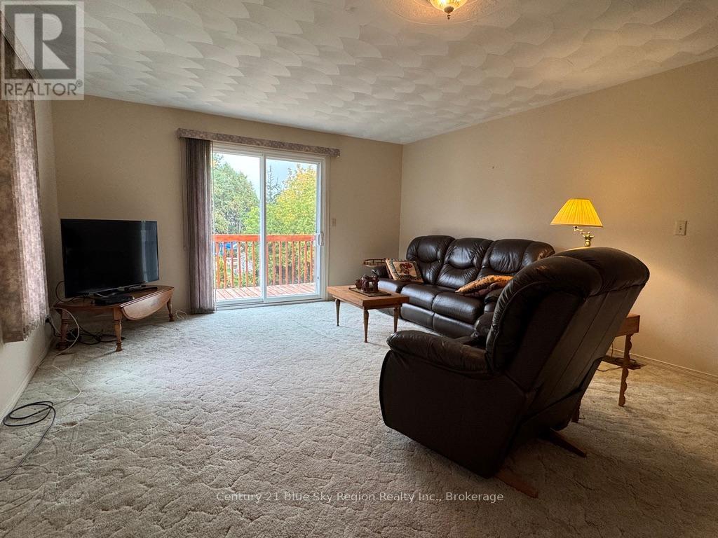 363 Main Street, Powassan, Ontario  P0H 0A4 - Photo 24 - X12460580