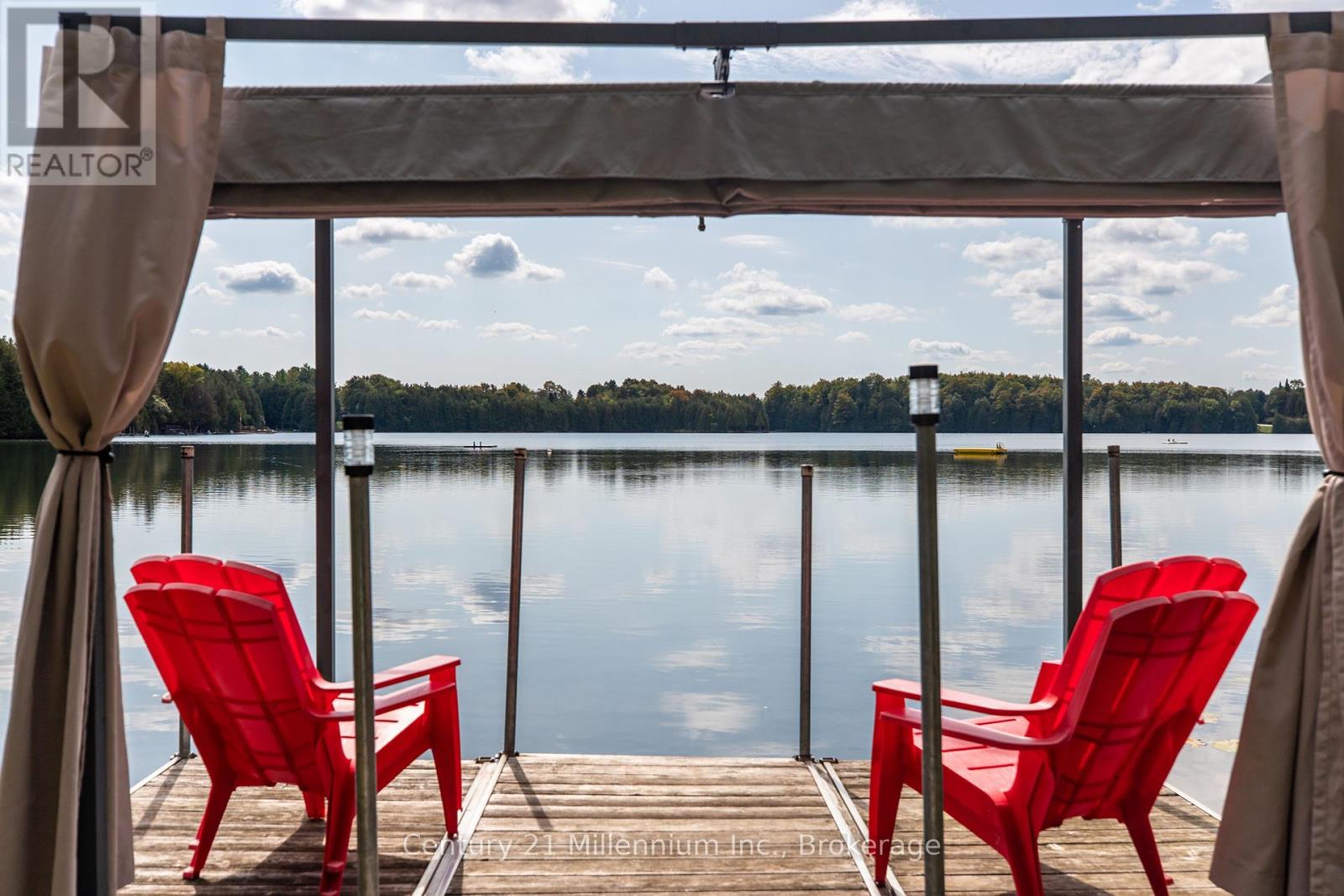184 Lakewood Lane, Grey Highlands, Ontario  N0C 1H0 - Photo 2 - X12410844