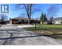 463 RUSSELL WOODS ROAD, Lakeshore, Ontario