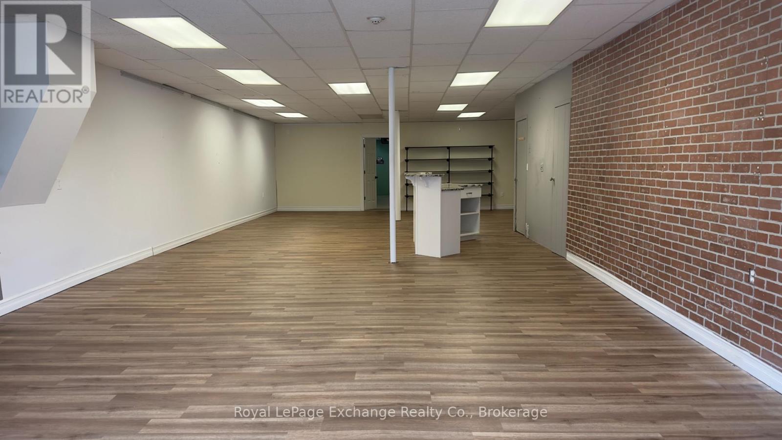 777 2nd Avenue E, Owen Sound, Ontario  N4K 2G9 - Photo 3 - X12426343