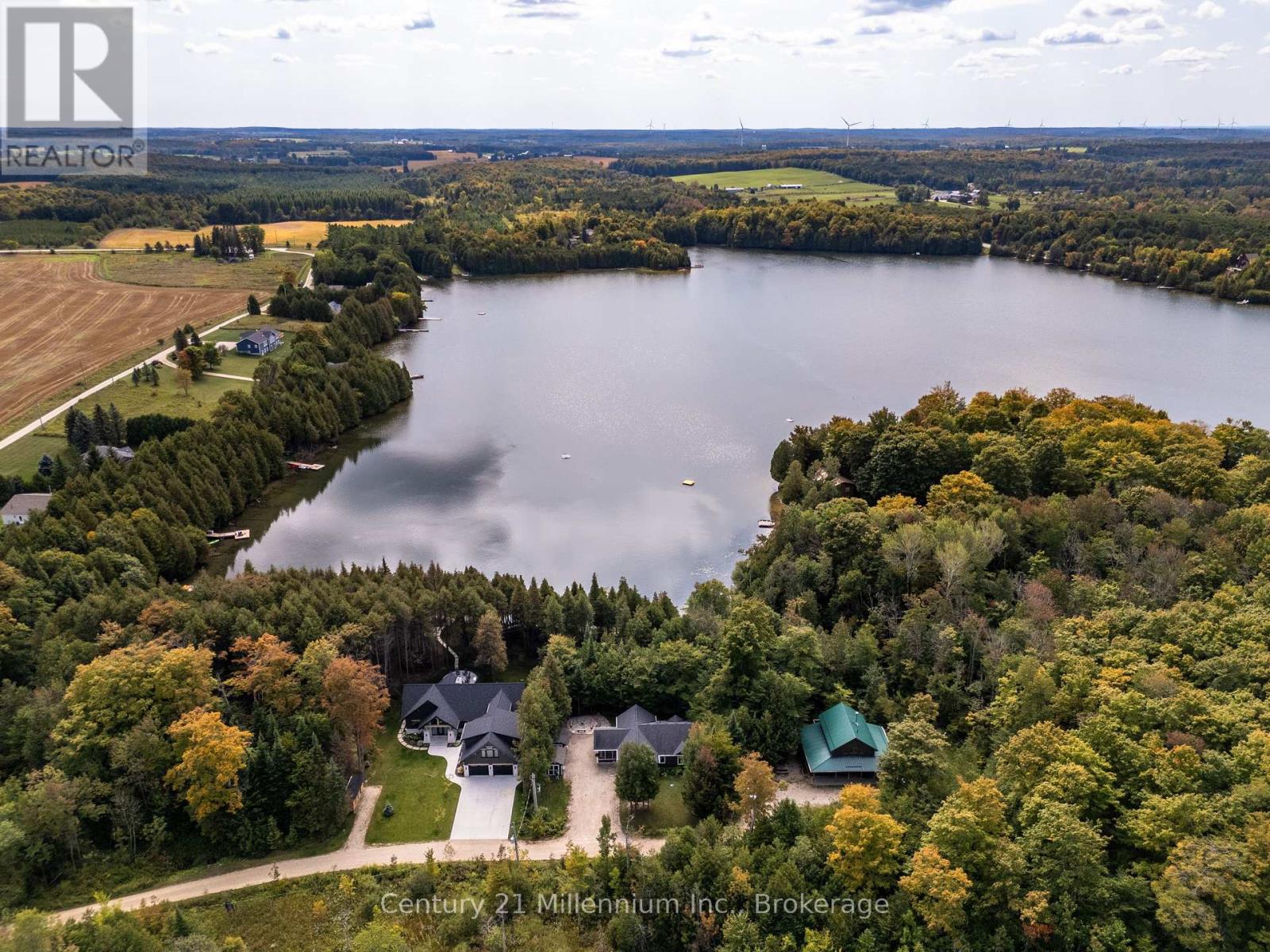 184 Lakewood Lane, Grey Highlands, Ontario  N0C 1H0 - Photo 37 - X12410844