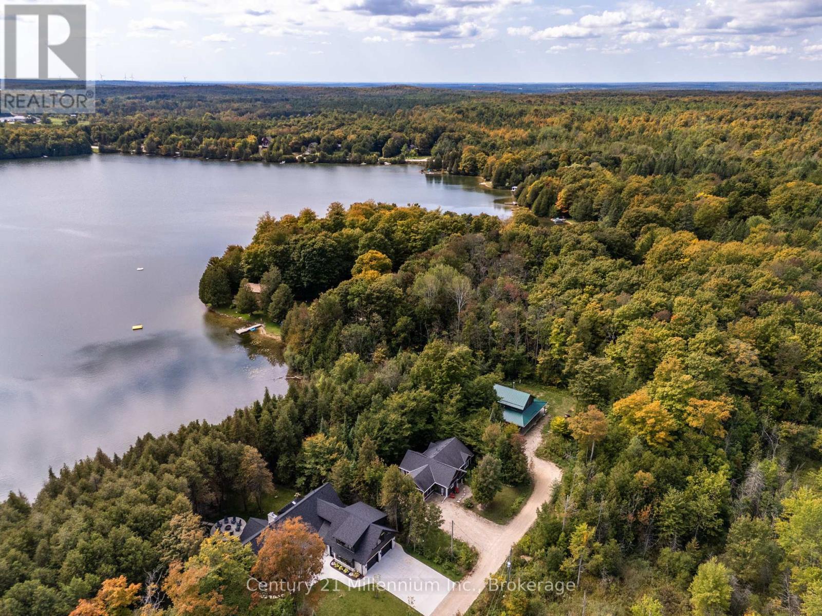184 Lakewood Lane, Grey Highlands, Ontario  N0C 1H0 - Photo 38 - X12410844