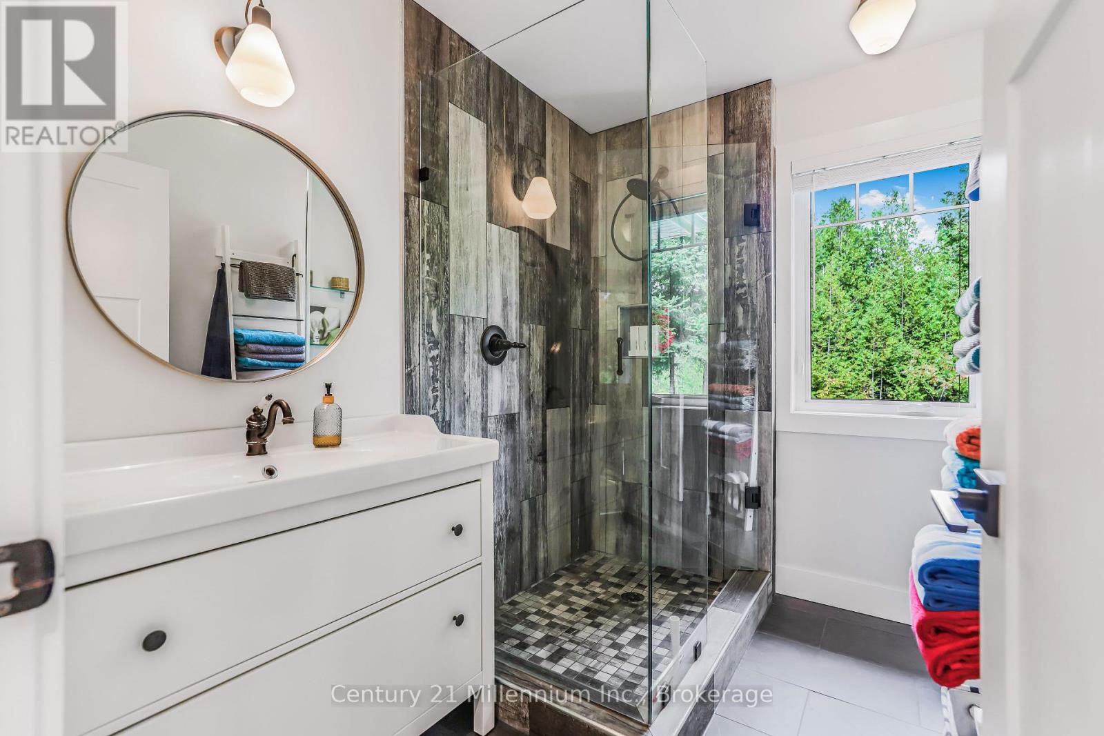 184 Lakewood Lane, Grey Highlands, Ontario  N0C 1H0 - Photo 34 - X12410844