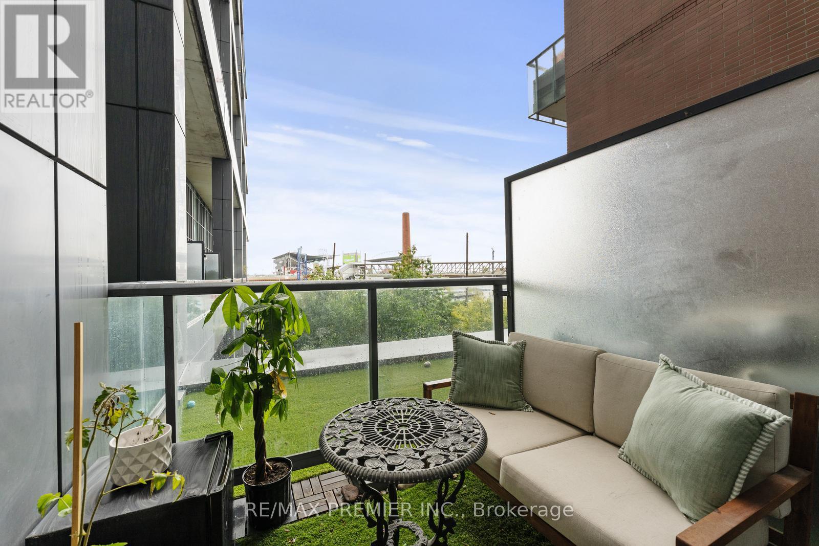 301 - 5 Hanna Avenue, Toronto, Ontario  M6K 1W8 - Photo 38 - C12431082