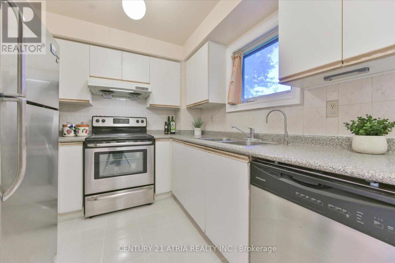 2 - 3500 Brimely Road, Toronto, Ontario  M1V 5K6 - Photo 10 - E12456403