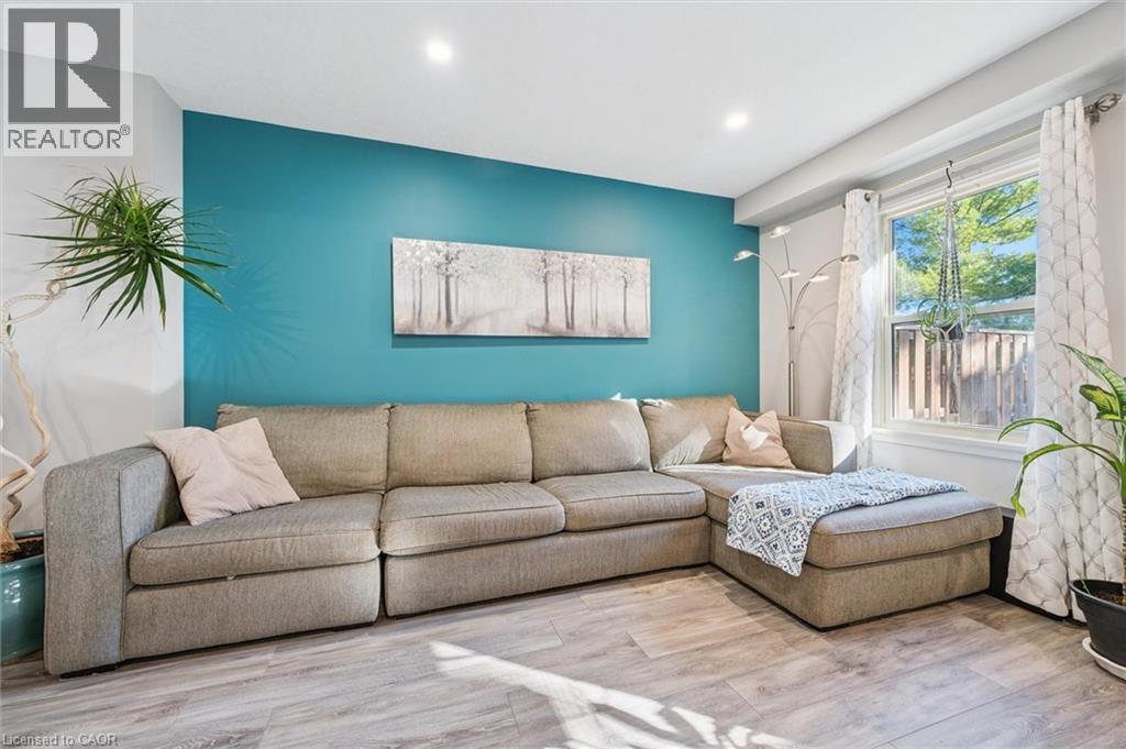 56 Montcalm Drive Unit# K, Kitchener, Ontario  N2B 2R1 - Photo 11 - 40778477