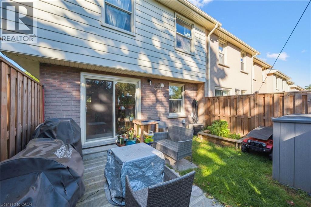 56 Montcalm Drive Unit# K, Kitchener, Ontario  N2B 2R1 - Photo 32 - 40778477