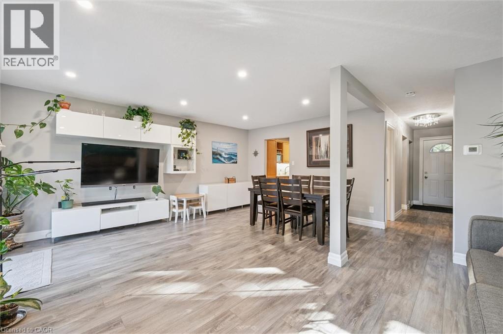 56 Montcalm Drive Unit# K, Kitchener, Ontario  N2B 2R1 - Photo 8 - 40778477