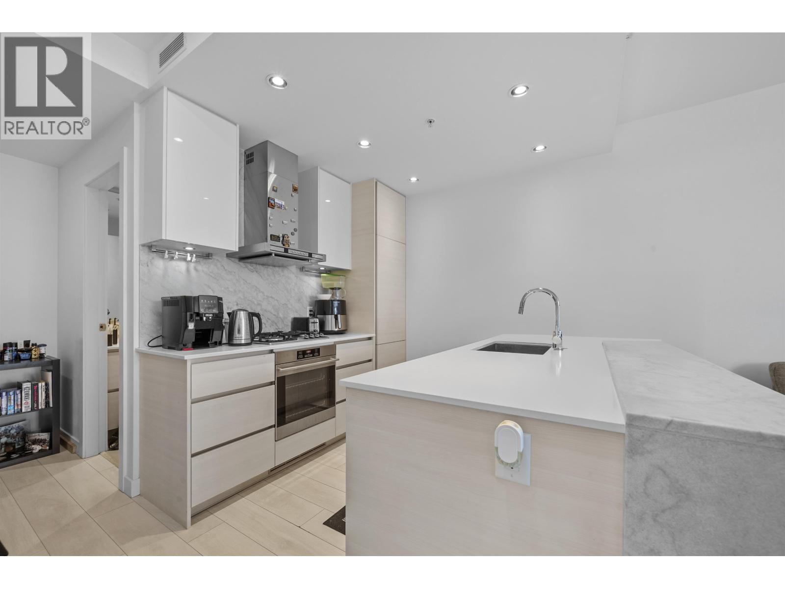 1501 6098 Station Street, Burnaby, British Columbia  V5H 0H4 - Photo 4 - R3054550