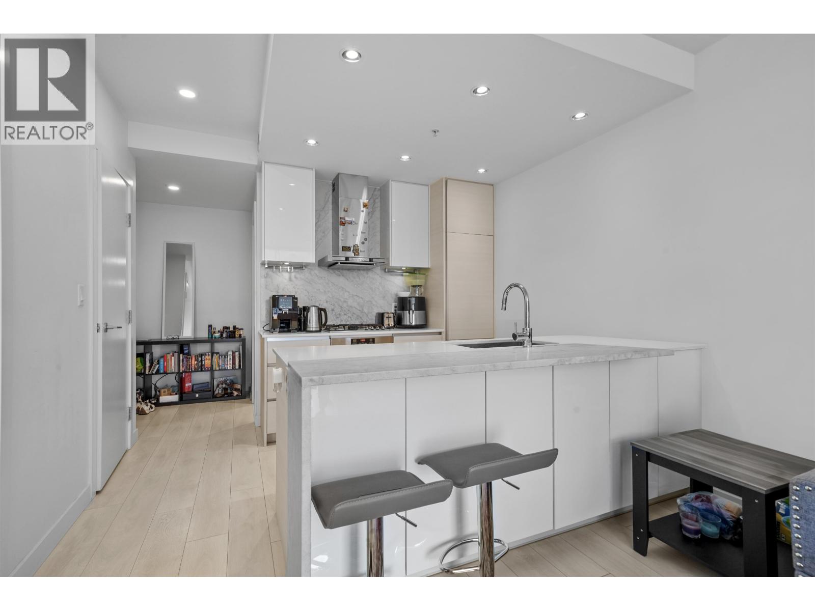 1501 6098 Station Street, Burnaby, British Columbia  V5H 0H4 - Photo 8 - R3054550