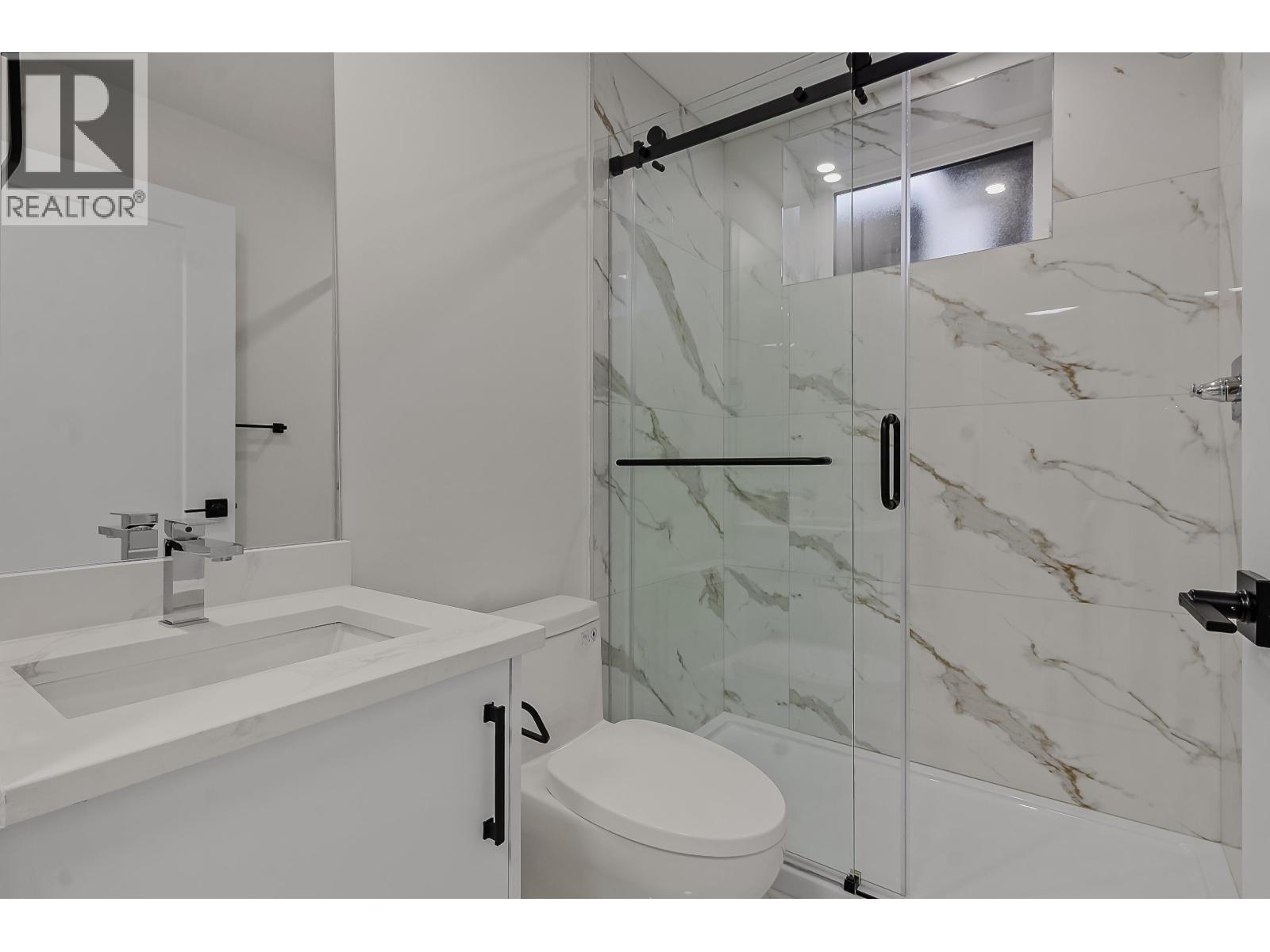2 585 E 60th Avenue, Vancouver, British Columbia  V5X 2A2 - Photo 16 - R3057606