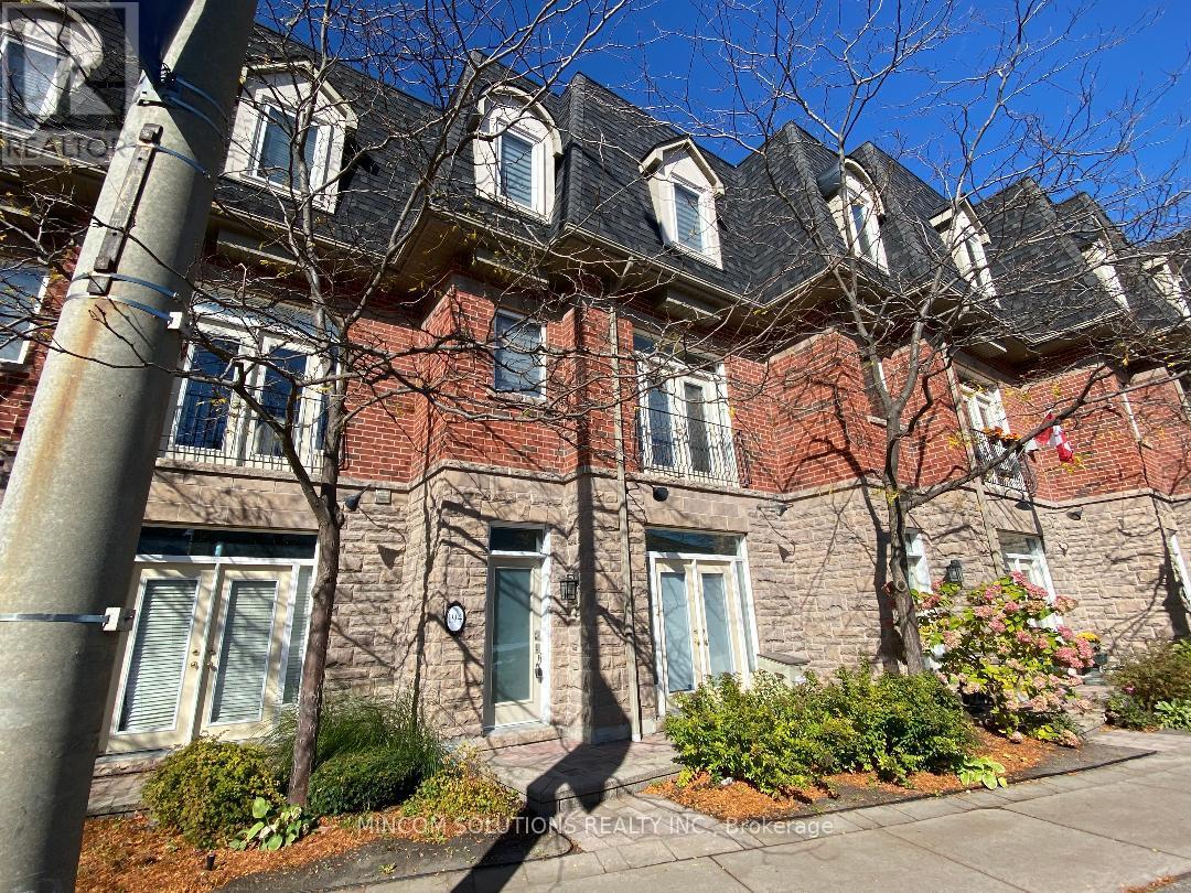 194 LAKESHORE ROAD W, Mississauga, Ontario