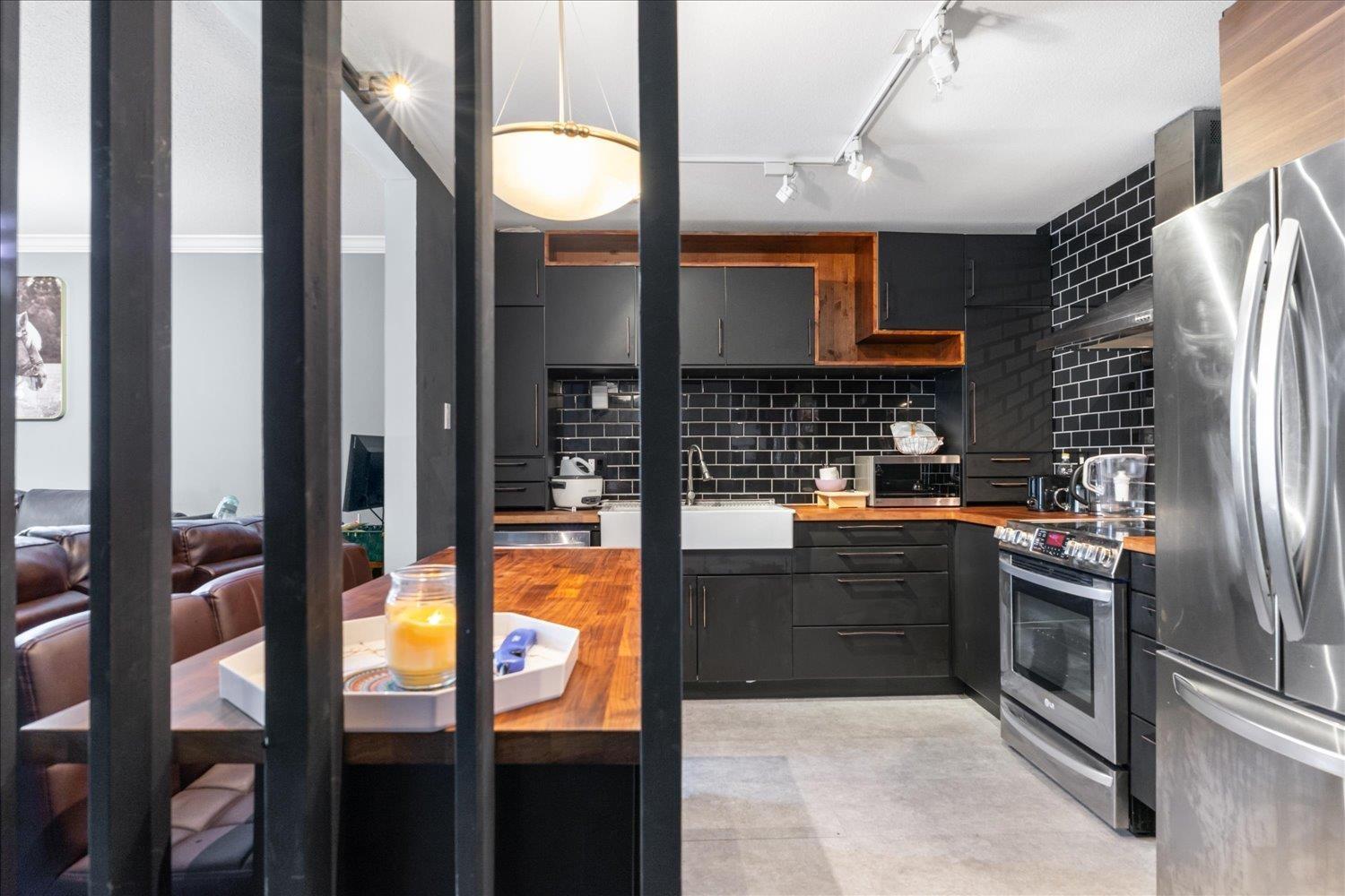 203 2575 Ware Street, Abbotsford, British Columbia  V2S 3E2 - Photo 6 - R3057656