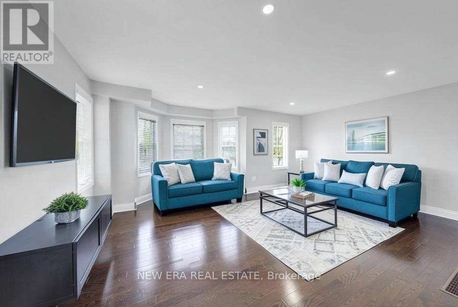 331 Davos Road, Vaughan, Ontario  L4H 0M8 - Photo 3 - N12286910