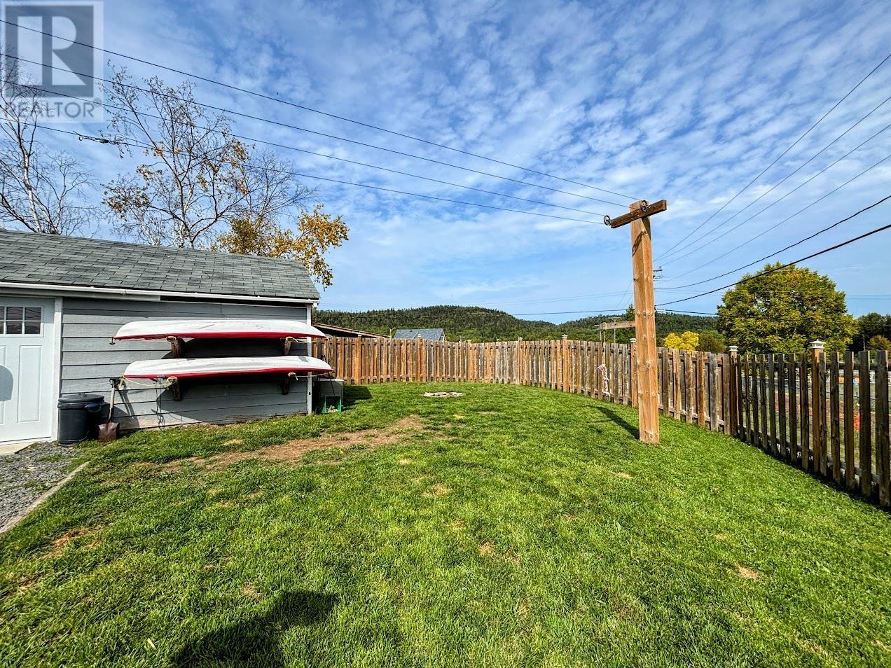 31 Shingwauk Dr, Manitouwadge, Ontario  P0T 2C0 - Photo 44 - TB252922