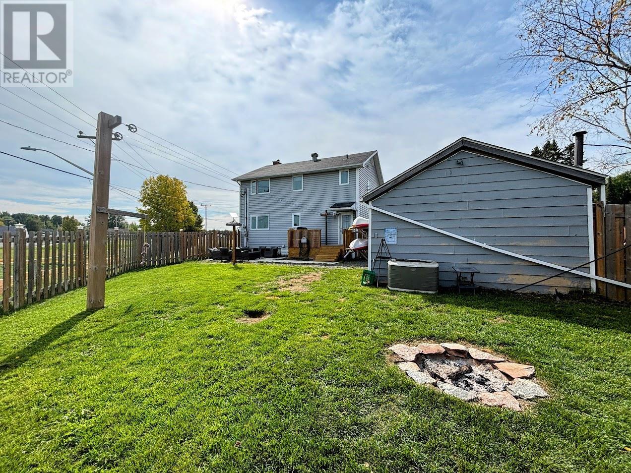 31 Shingwauk Dr, Manitouwadge, Ontario  P0T 2C0 - Photo 43 - TB252922