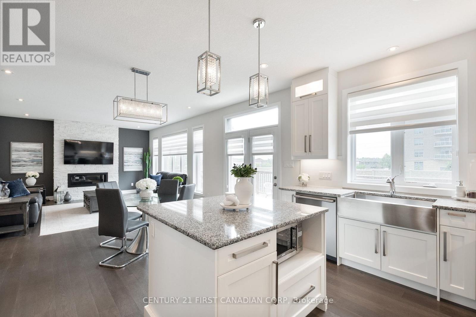 1366 Thornley Street, London South (South L), Ontario  N6K 0B2 - Photo 14 - X12460773