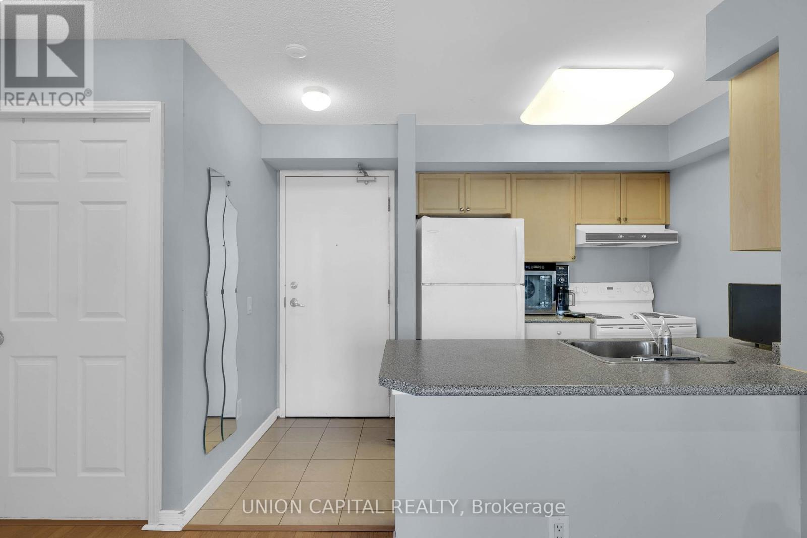 2708 - 155 Beecroft Road, Toronto, Ontario  M2N 7C6 - Photo 6 - C12460586