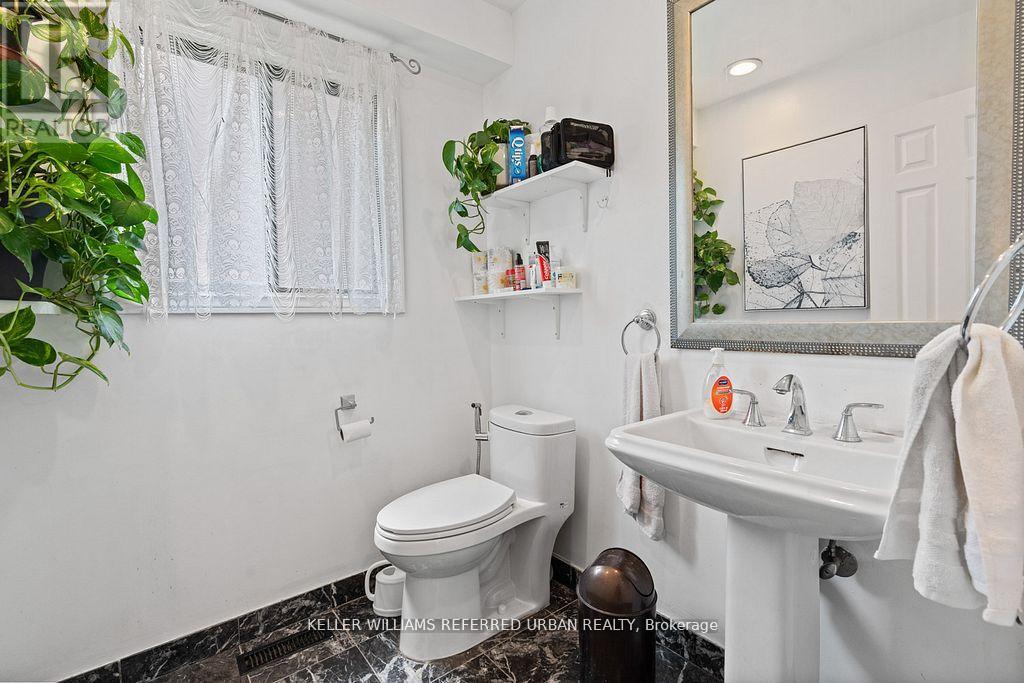 4 Saddletree Drive, Toronto, Ontario  M2H 3L3 - Photo 27 - C12460624