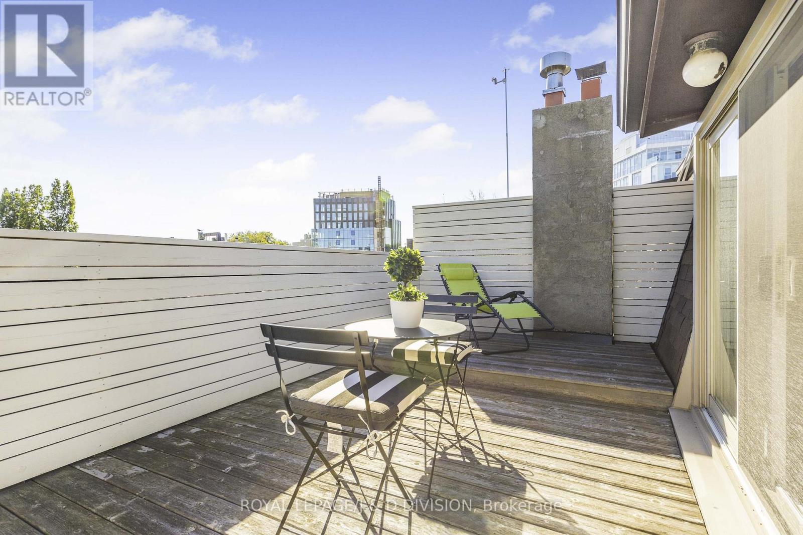 55 Chicora Avenue, Toronto, Ontario  M5R 1T7 - Photo 24 - C12460625