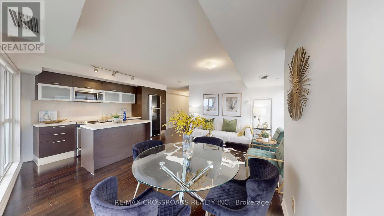 1602 - 386 Yonge Street, Toronto, Ontario  M5B 0A5 - Photo 16 - C12460630
