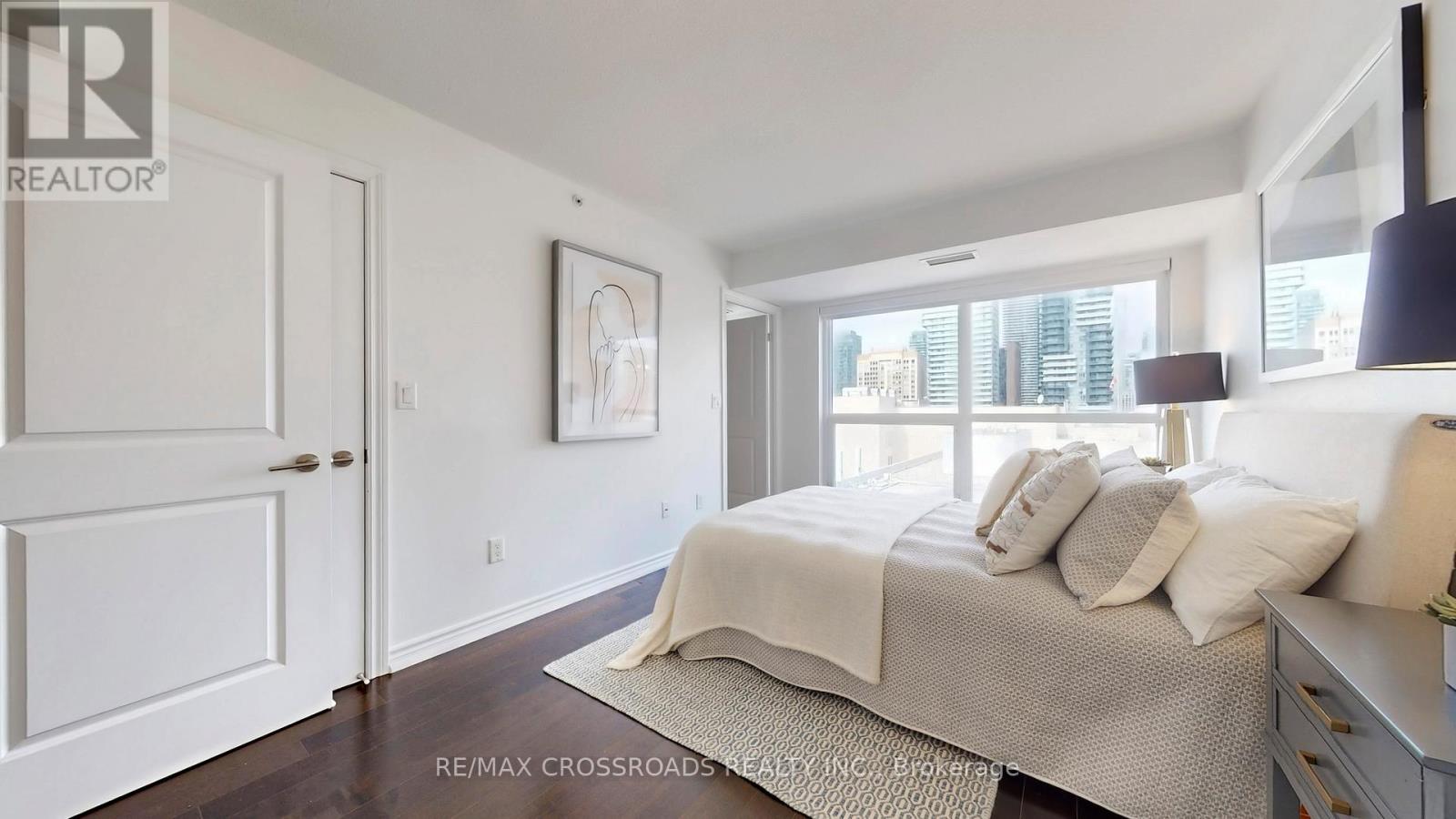 1602 - 386 Yonge Street, Toronto, Ontario  M5B 0A5 - Photo 23 - C12460630