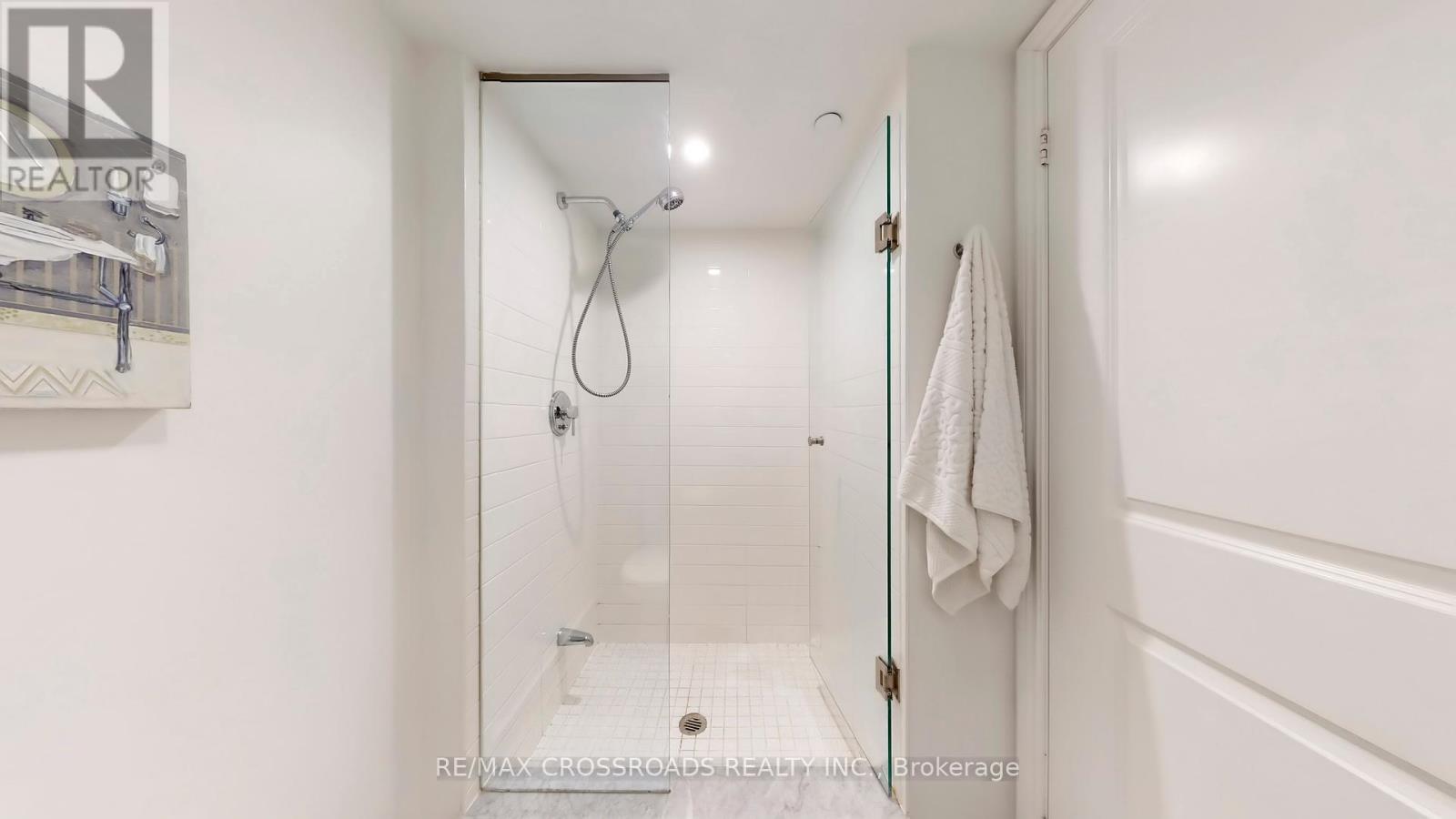 1602 - 386 Yonge Street, Toronto, Ontario  M5B 0A5 - Photo 30 - C12460630