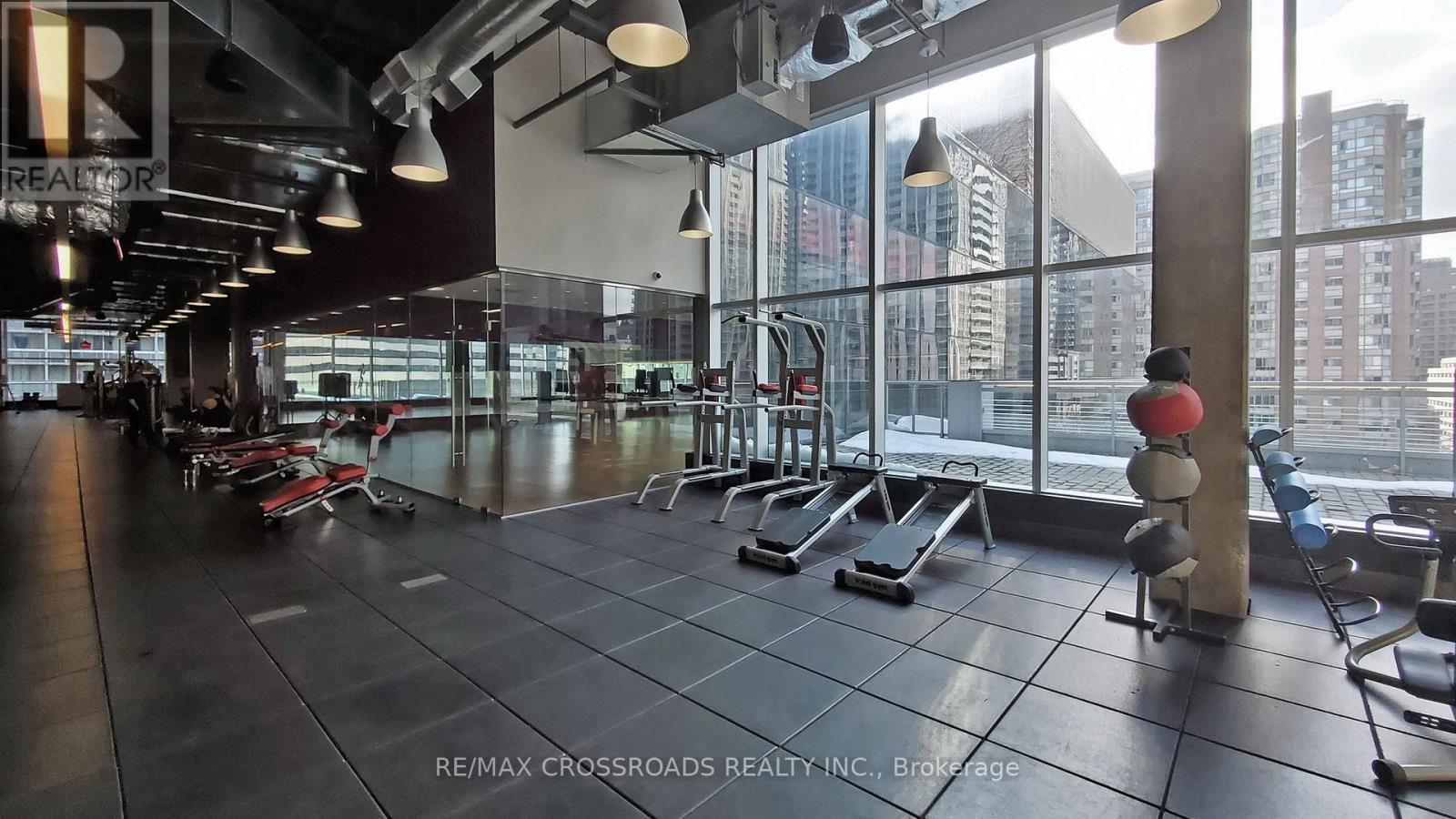 1602 - 386 Yonge Street, Toronto, Ontario  M5B 0A5 - Photo 43 - C12460630