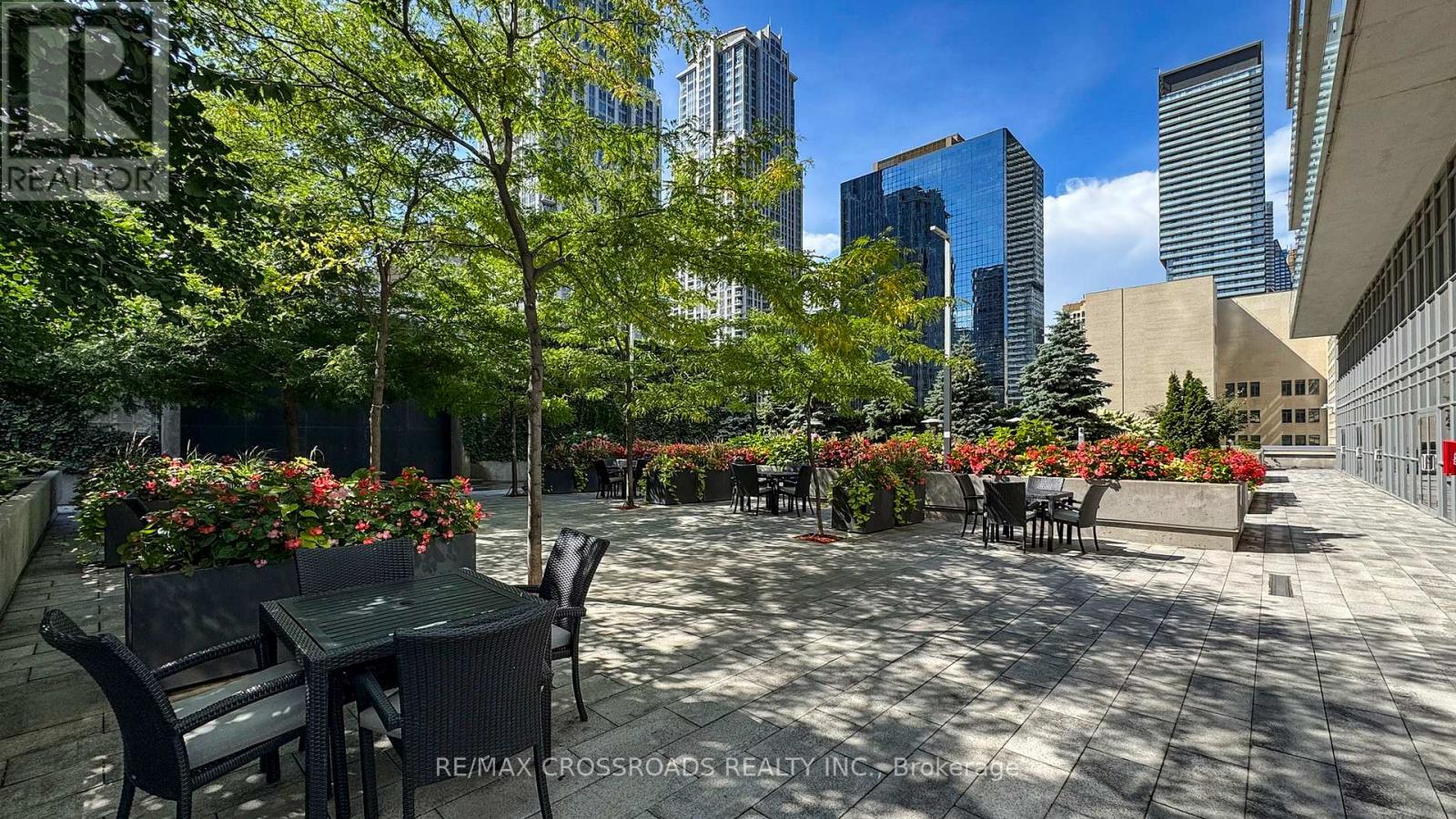 1602 - 386 Yonge Street, Toronto, Ontario  M5B 0A5 - Photo 46 - C12460630
