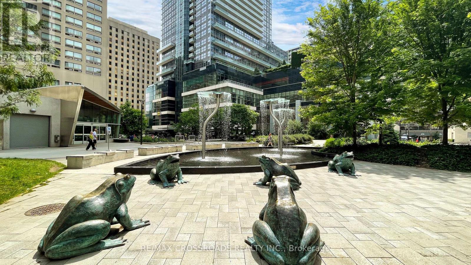 1602 - 386 Yonge Street, Toronto, Ontario  M5B 0A5 - Photo 49 - C12460630