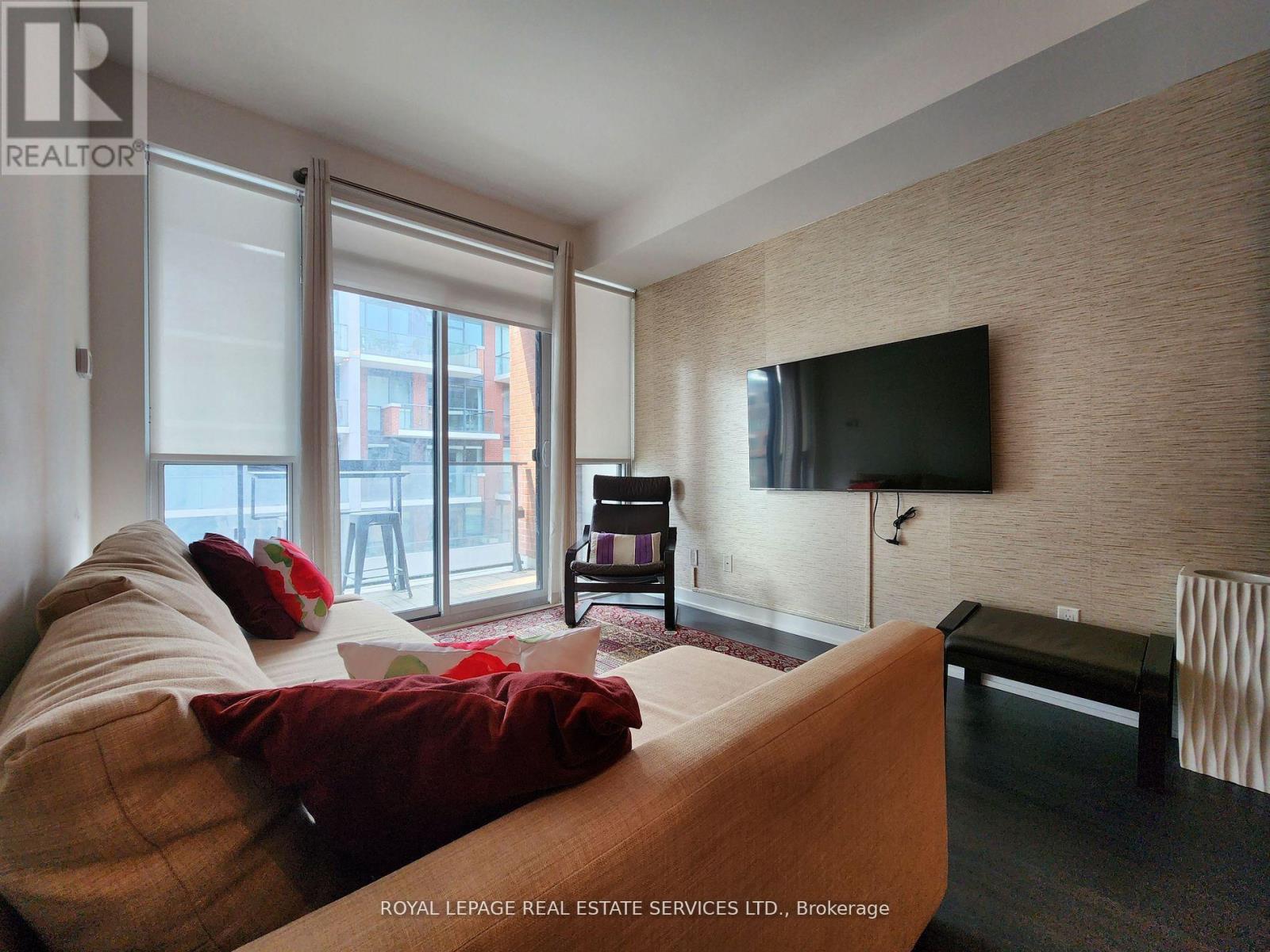 517 - 50 Bruyeres Mews, Toronto, Ontario  M5V 0H8 - Photo 5 - C12460691