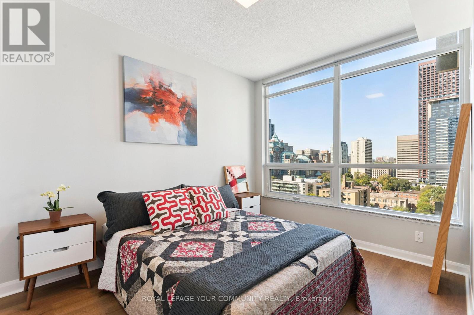 1311 - 500 Sherbourne Street, Toronto, Ontario  M4X 1L1 - Photo 17 - C12460706