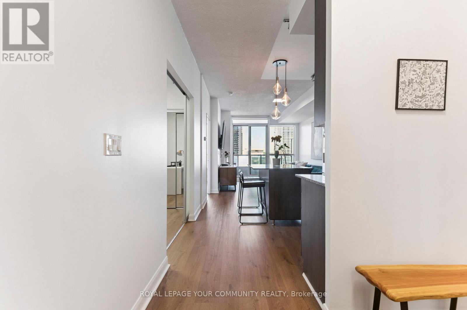 1311 - 500 Sherbourne Street, Toronto, Ontario  M4X 1L1 - Photo 5 - C12460706