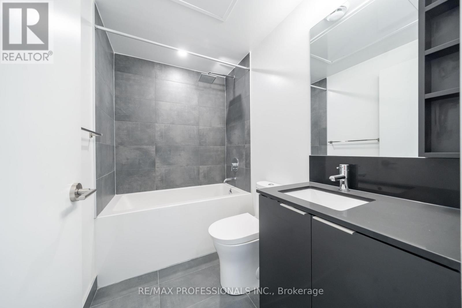 4206 - 8 Wellesley Street W, Toronto, Ontario  M4Y 1E7 - Photo 19 - C12460710