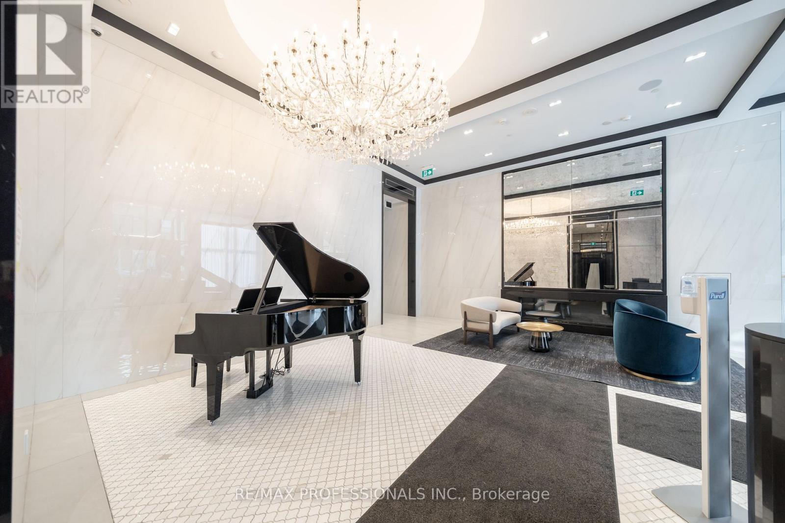 4206 - 8 Wellesley Street W, Toronto, Ontario  M4Y 1E7 - Photo 2 - C12460710