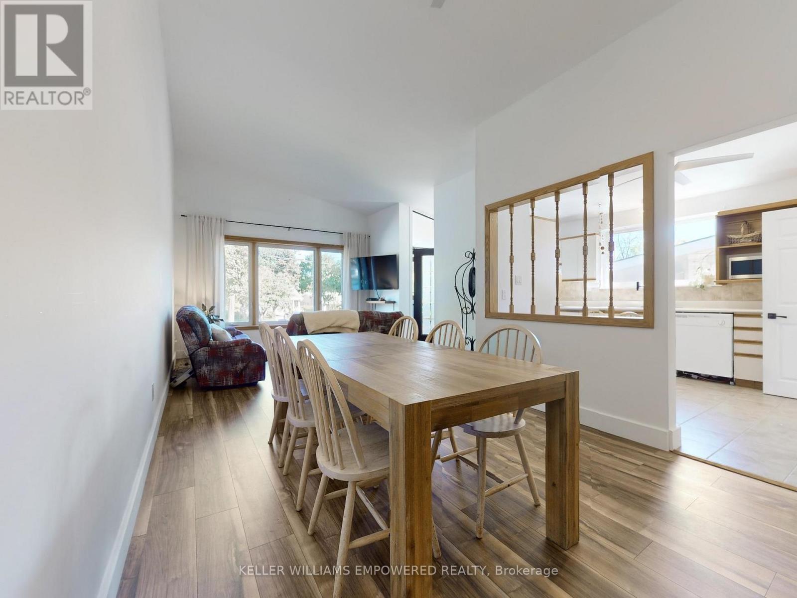 73 Northey Drive, Toronto, Ontario  M2L 2S8 - Photo 12 - C12460719